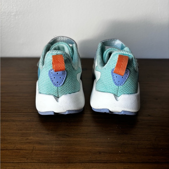 New Balance Kids' Teal Sneakers - Picture 4 of 6